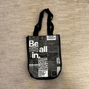 Lululemon bag small